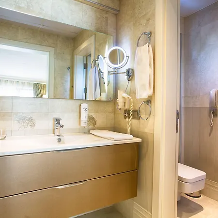 Holiday Hotel Dalyan 2*