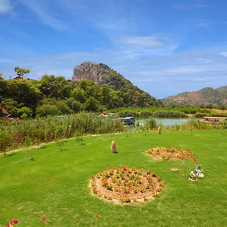 Holiday Hotel Dalyan 2*