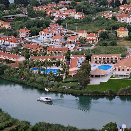 Holiday Hotel Dalyan 2*