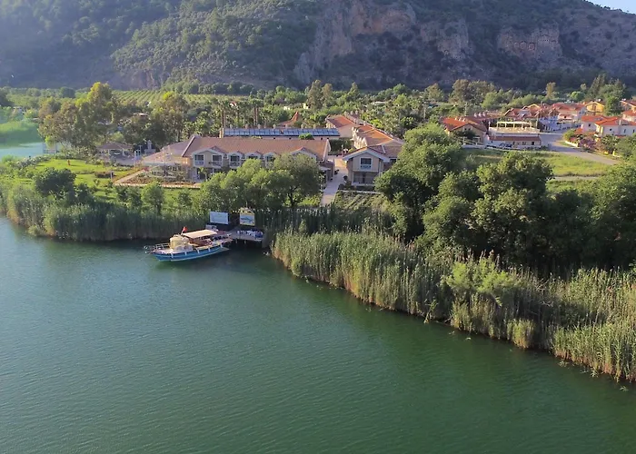 Hotel Holiday Hotel Dalyan 2*