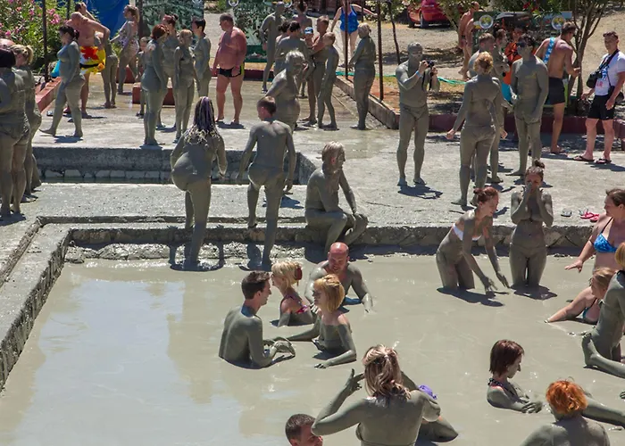 Holiday Hotel Dalyan 2*