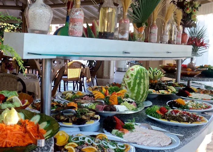 Hotel Holiday Hotel Dalyan 2*