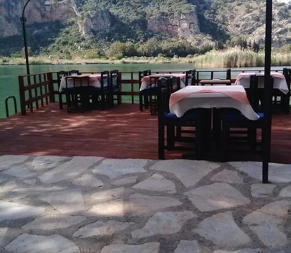 Holiday Hotel Dalyan 2* Dalyan