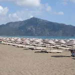 מלון Holiday Hotel Dalyan דליאן