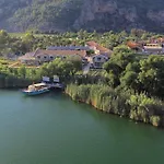 מלון Holiday Hotel Dalyan 2*