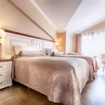מלון Holiday Hotel Dalyan 2*
