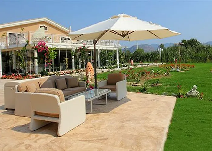 Holiday Hotel Dalyan Otel 2*